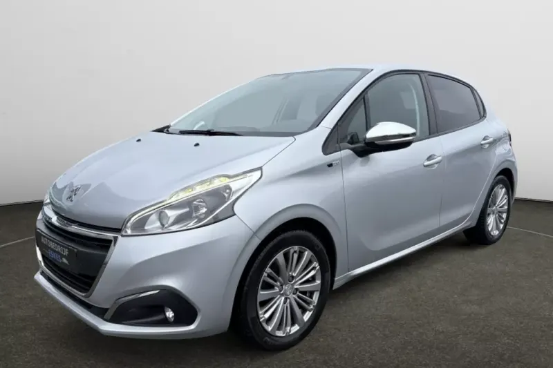 Peugeot 208 (2016)