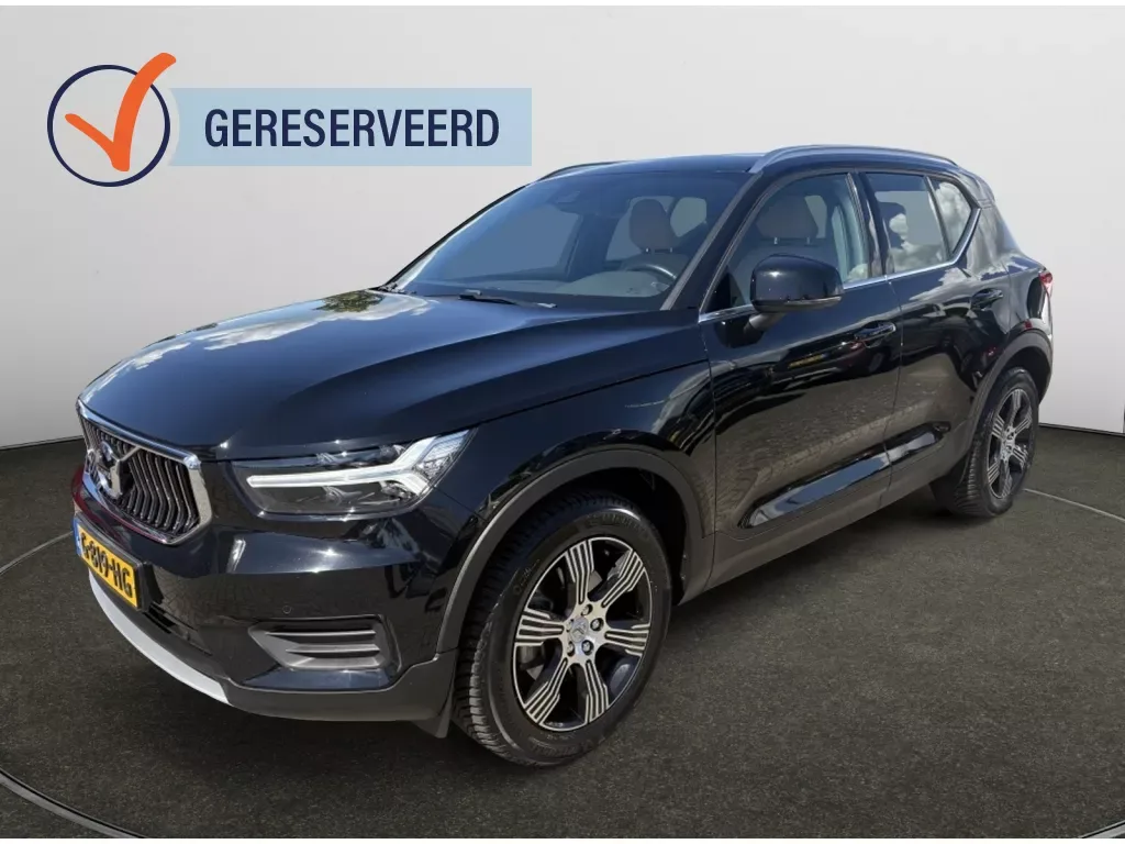 Volvo XC40 (2019) — foto 1