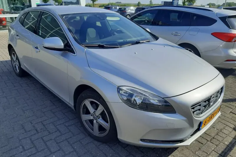 Volvo V40 (2014)