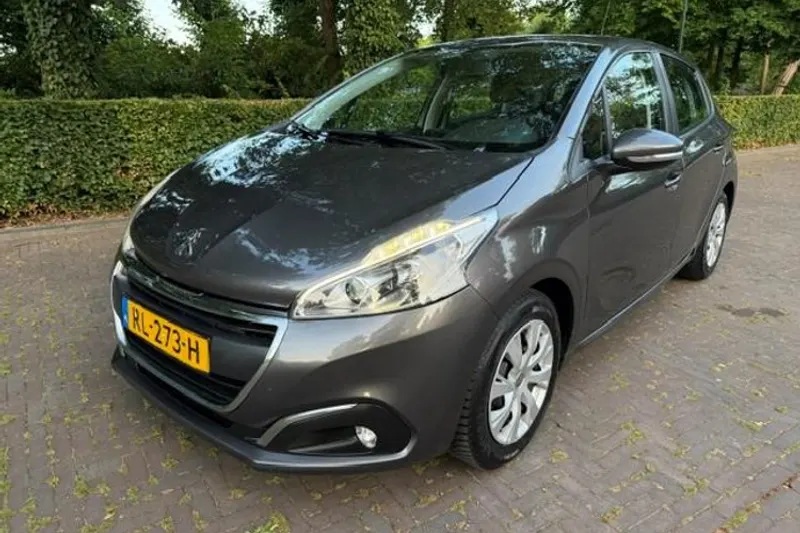 Peugeot 208 (2017)