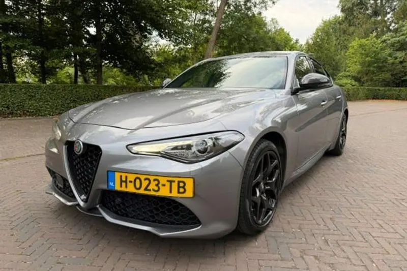 Alfa Romeo Giulia (2020)