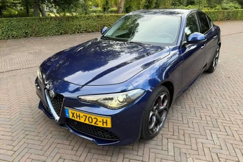 Alfa Romeo Giulia (2019)