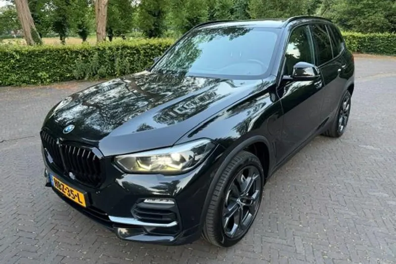 BMW X5 (2020)
