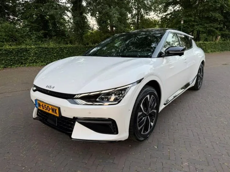 Kia EV6 (2021) — foto 1