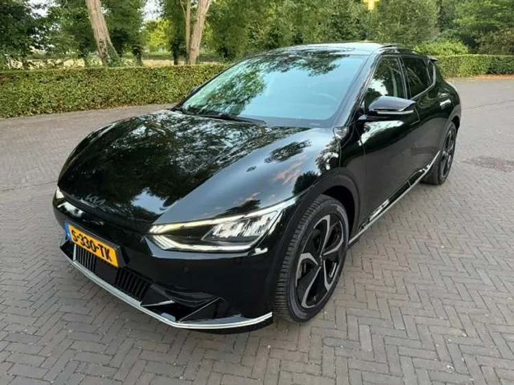Kia EV6 (2023) — foto 1