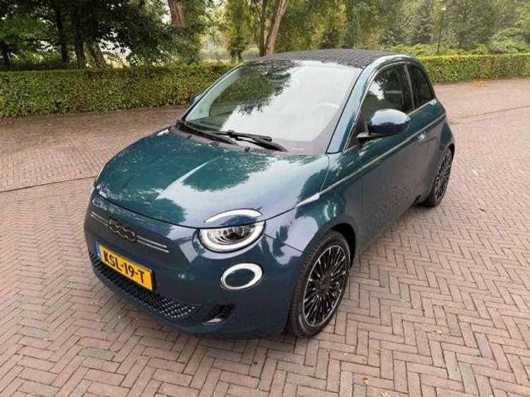 Fiat 500C (2023) — foto 1