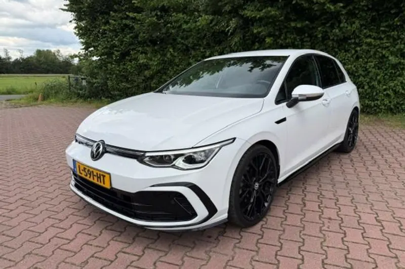 Volkswagen Golf (2021)