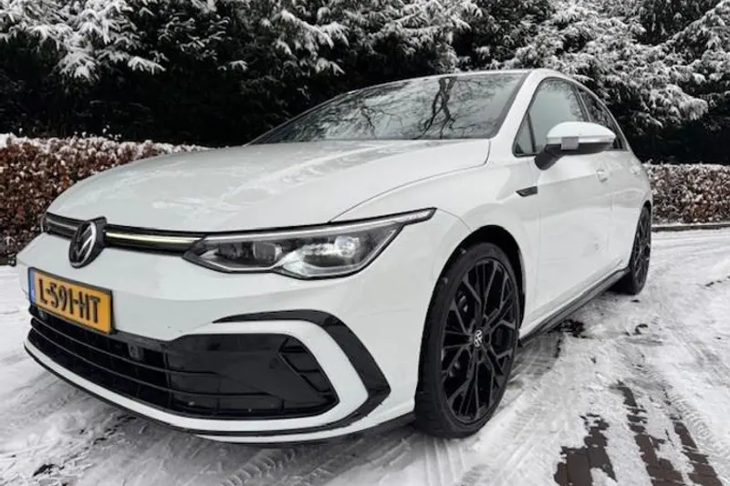 Volkswagen Golf (2021)