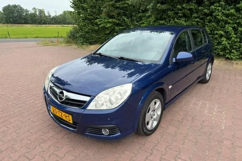 Opel Signum (2007)
