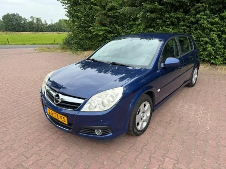 Opel Signum (2007) — foto 1