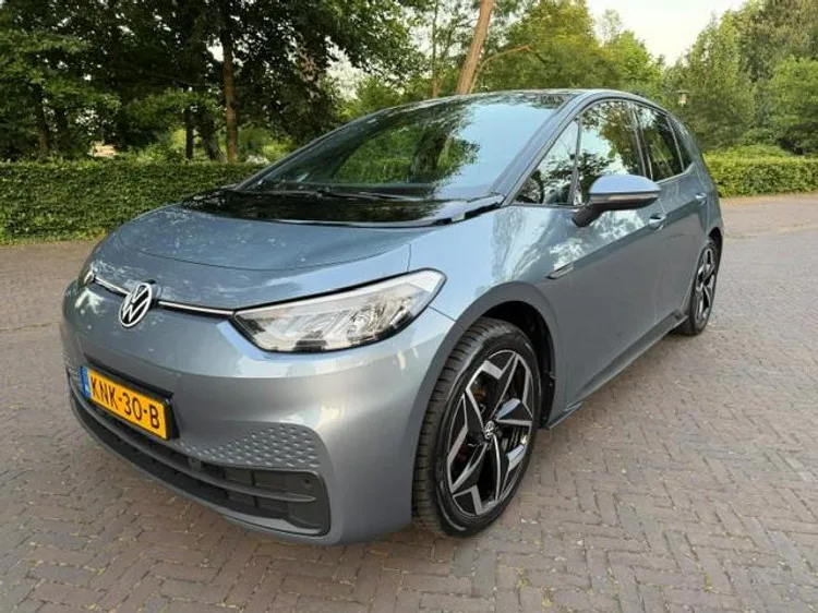 Volkswagen ID.3 (2022) — foto 1