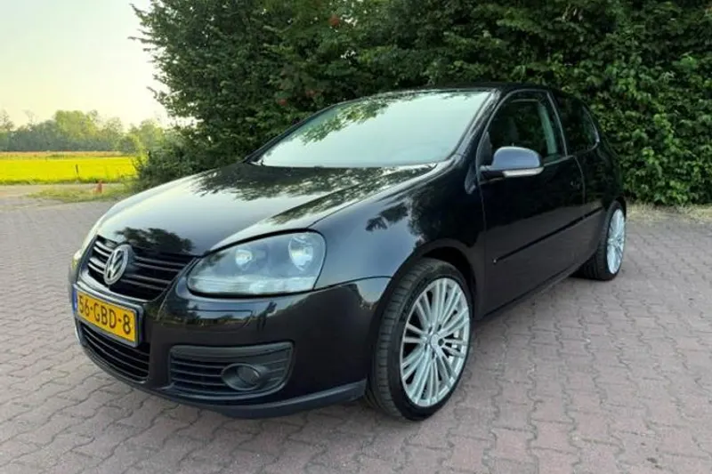 Volkswagen Golf (2008)