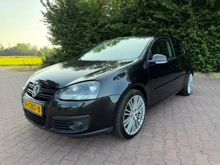 Volkswagen Golf (2008) — foto 1