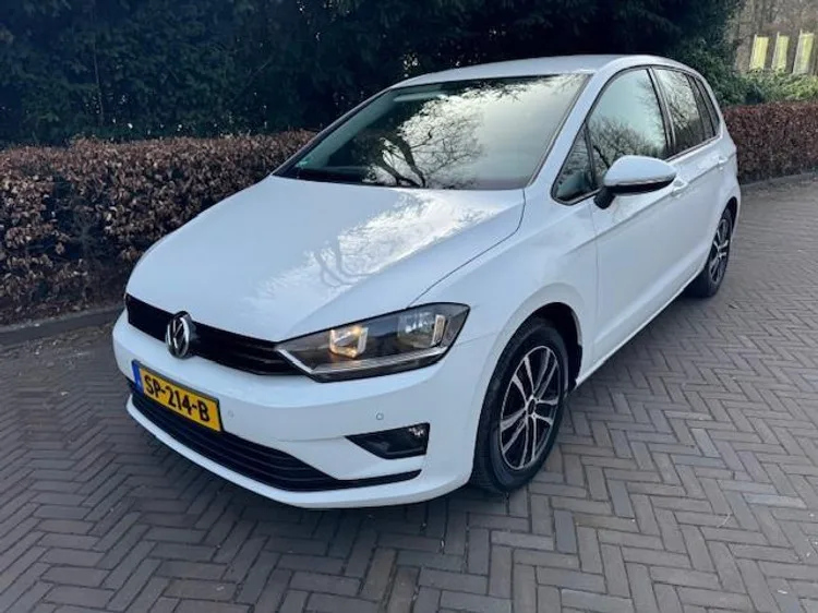 Volkswagen Golf (2015) — foto 1