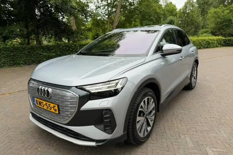 Audi Q4 e-tron (2022)