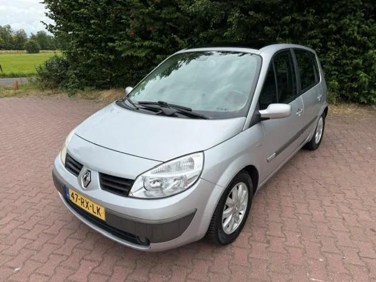Renault Scénic (2005) — foto 1