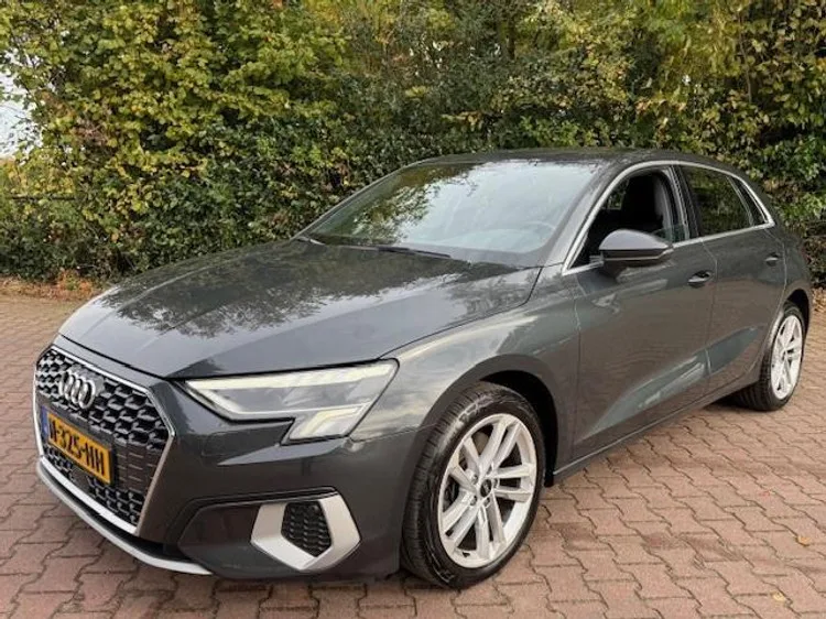 Audi A3 (2021) — foto 1