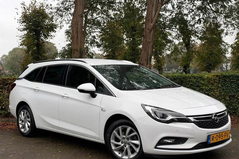Opel Astra (2017)