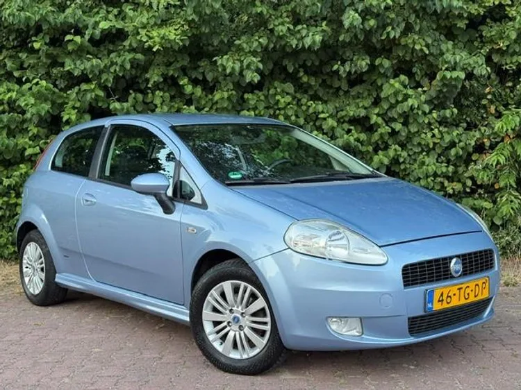 Fiat Grande Punto (2006) — foto 1