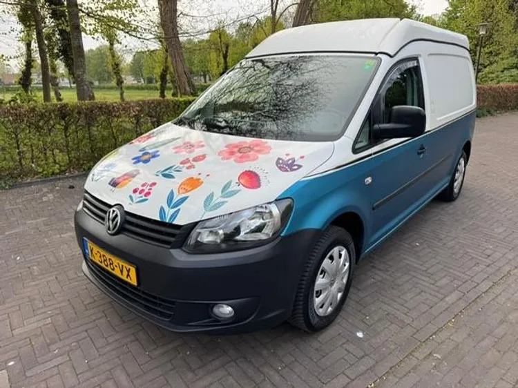 Volkswagen Caddy (2011) — foto 1