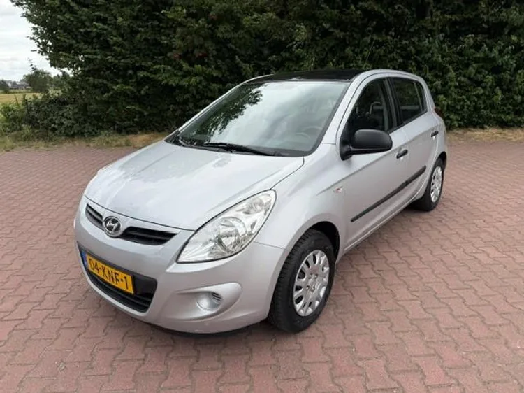 Hyundai i20 (2010) — foto 1