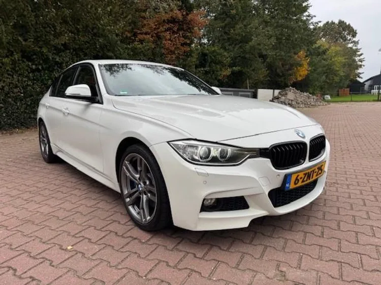 BMW 3-Serie (2015) — foto 1