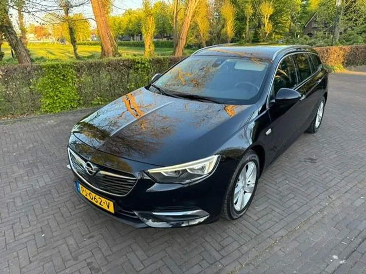 Opel Insignia (2017) — foto 1