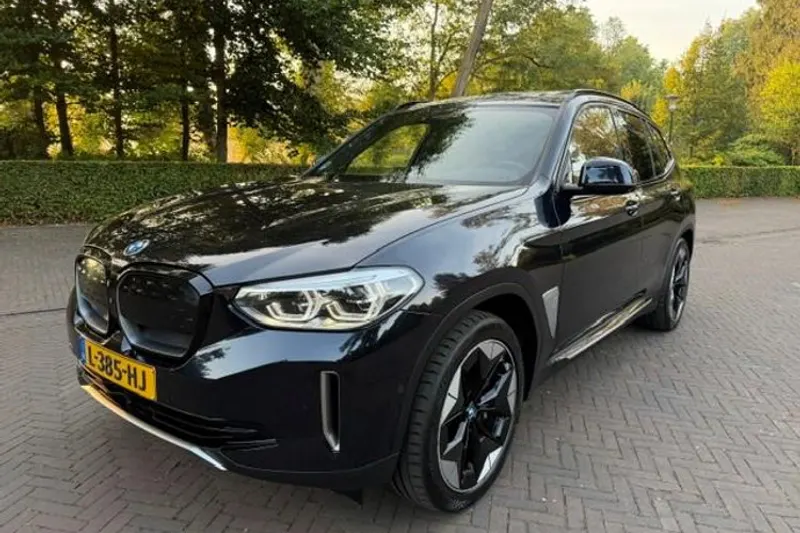 BMW iX3 (2021)