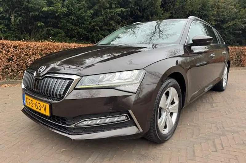 Škoda Superb (2020)