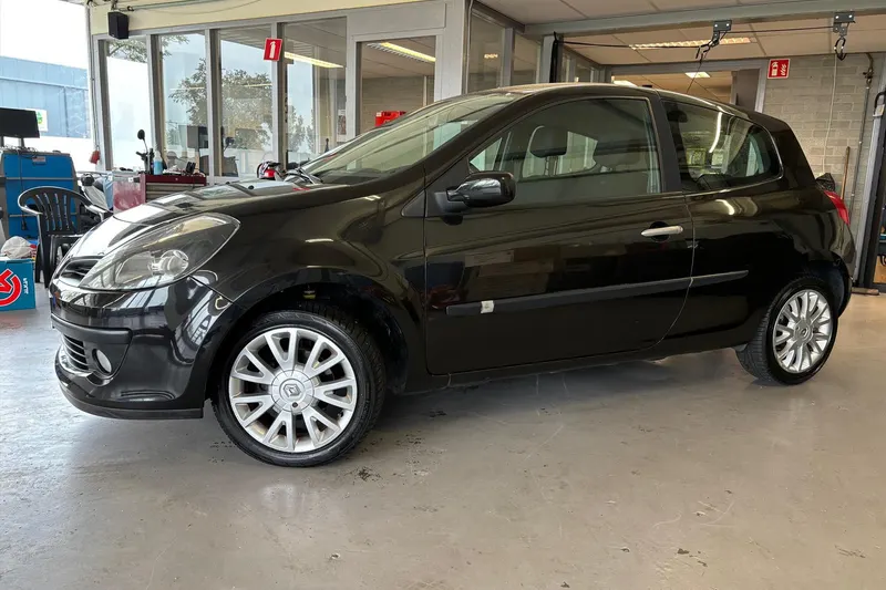 Renault Clio (2006)