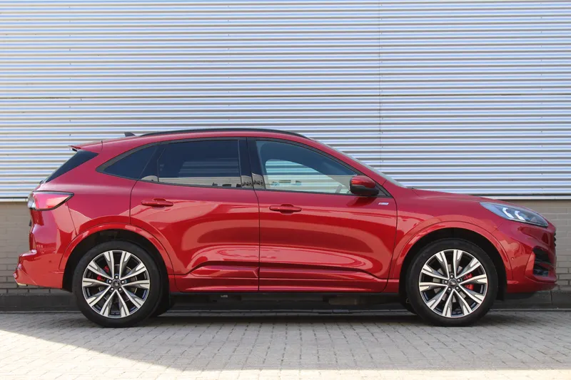 Ford Kuga (2023)