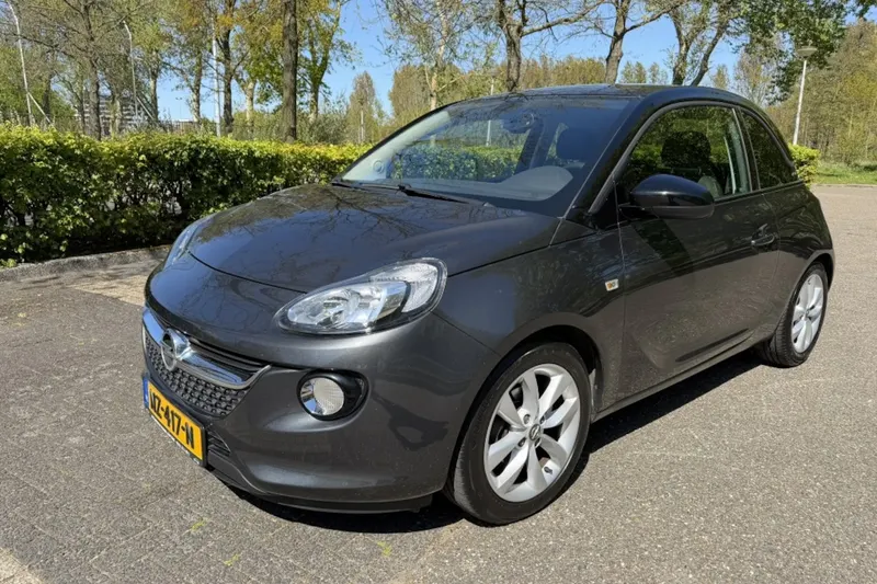 Opel Adam (2017)