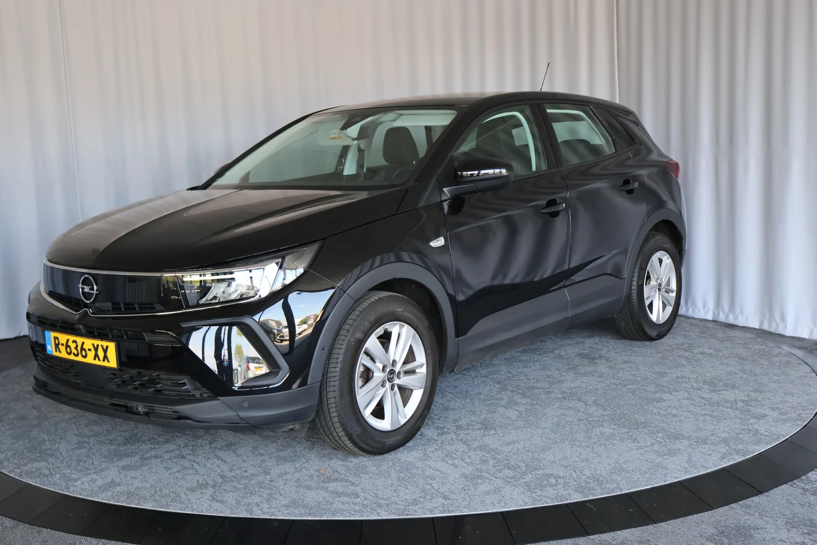Opel Grandland (2022) — foto 1