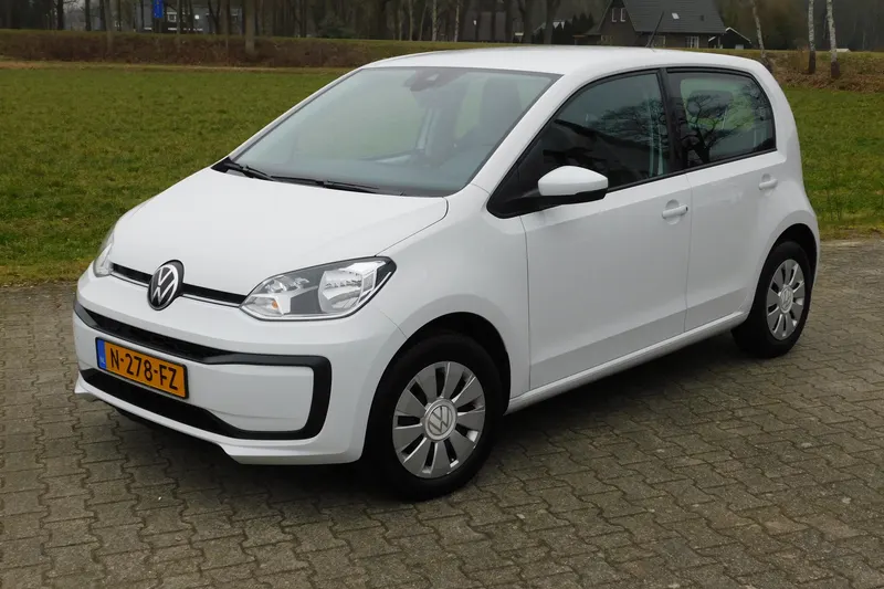 Volkswagen Up! (2021)