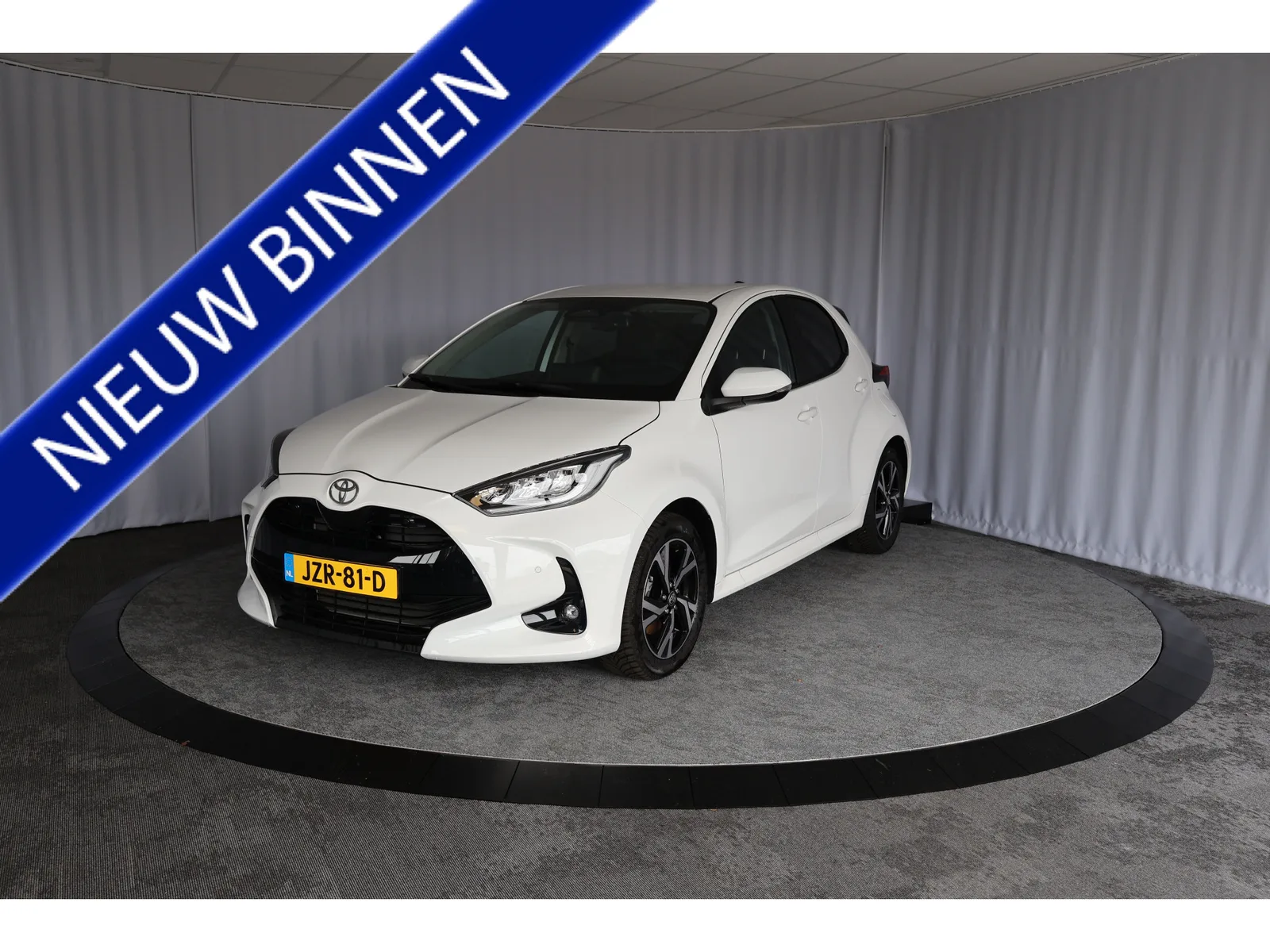 Toyota Yaris (2025) — foto 1