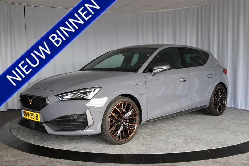 CUPRA Leon (2021)
