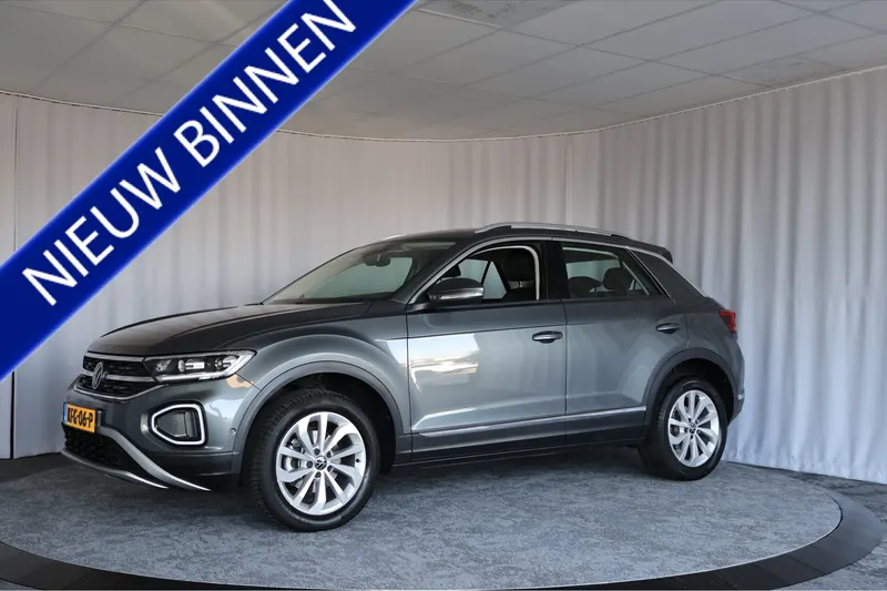 Volkswagen T-Roc (2022)