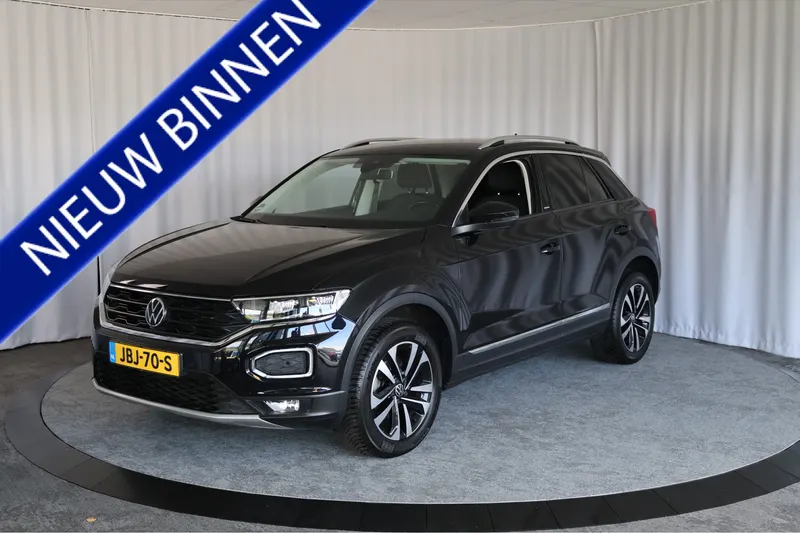 Volkswagen T-Roc (2021)