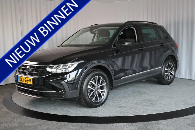 Volkswagen Tiguan (2023)