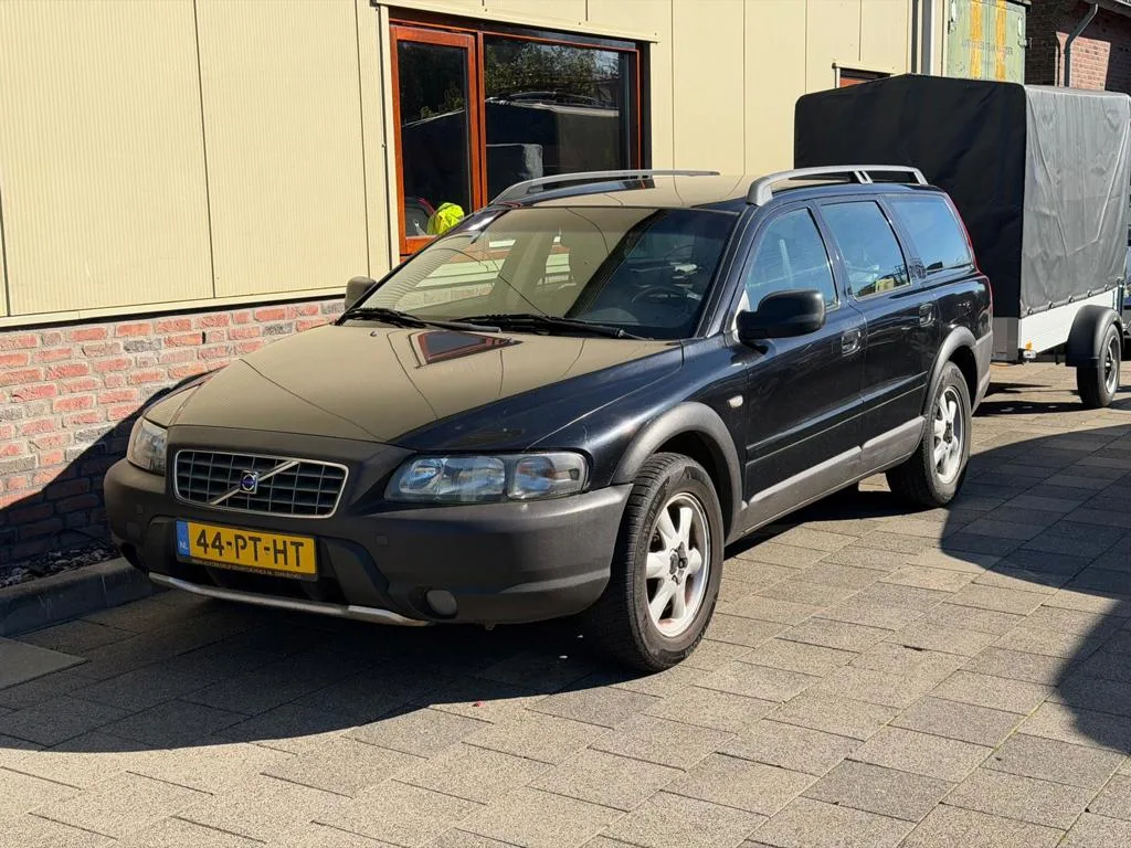 Volvo XC70 (2004) — foto 1