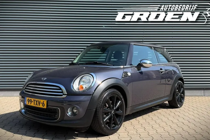 MINI Cooper (2012)