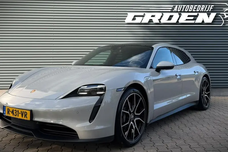 Porsche Taycan Sport Turismo (2022)