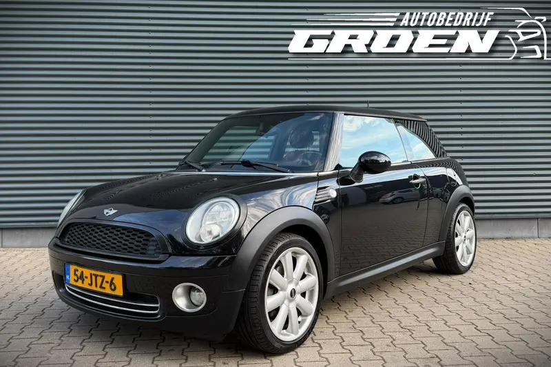 MINI One (2009)