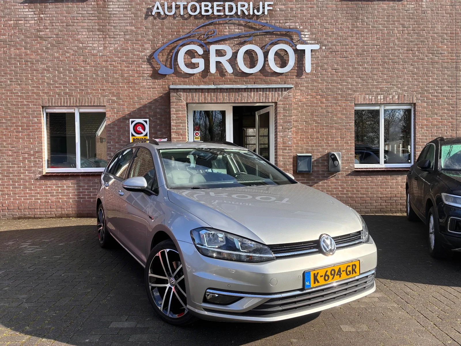 Volkswagen Golf (2019) — foto 1