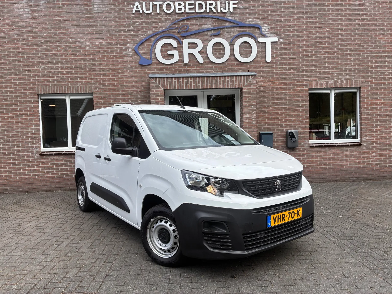 Peugeot Partner (2020) — foto 1