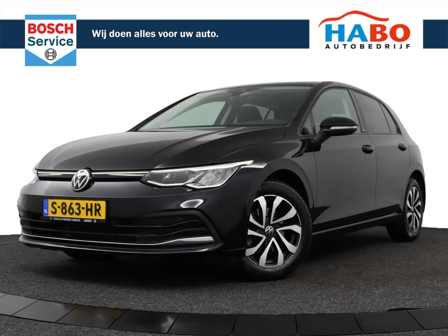 Volkswagen Golf (2022) — foto 1