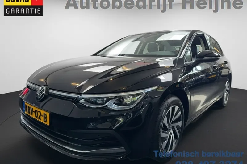 Volkswagen Golf (2023)