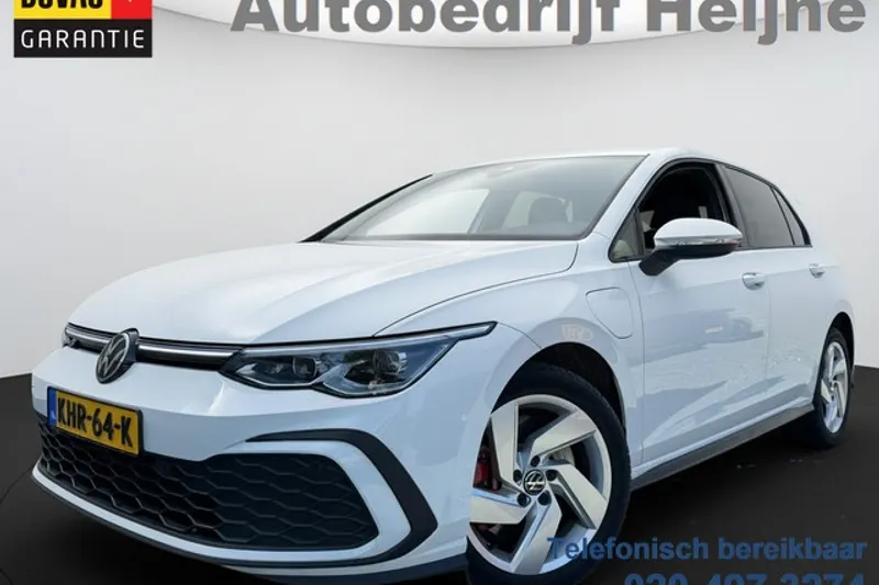 Volkswagen Golf (2022)