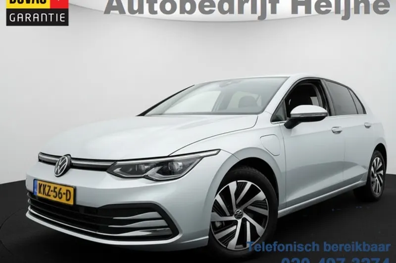 Volkswagen Golf (2022)