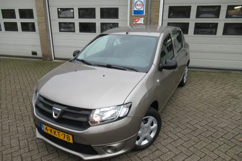 Dacia Sandero (2013)